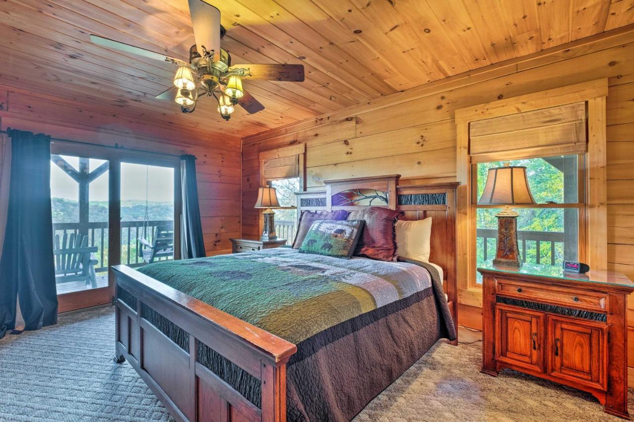 Pigeon Forge Cabin With Brand New Hot Tub And Views! Villa Sevierville Bagian luar foto